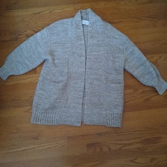 Aritzia Alpaca Wool Cardigan - Picture 6 of 14